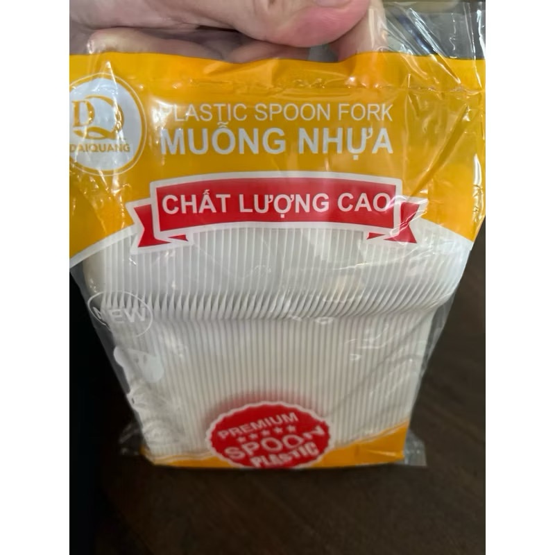 100 Muỗng Nhựa Trắng Dài 14-15cm Loại Tốt Dùng 1 Lần An Toàn Với Sức Khỏe Thích Hợp Mang Theo Khi Đi Dã Ngoại Cắm Trại
