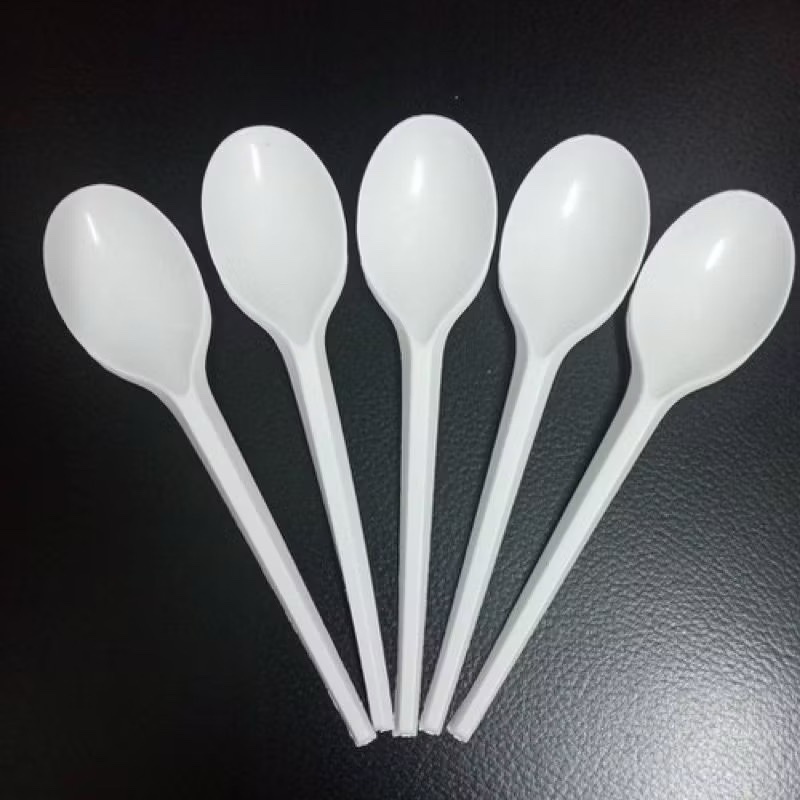 100 Muỗng Nhựa Trắng Dài 14-15cm Loại Tốt Dùng 1 Lần An Toàn Với Sức Khỏe Thích Hợp Mang Theo Khi Đi Dã Ngoại Cắm Trại