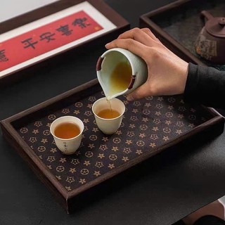 KHAY GỖ ĐA NĂNG có tay cầm phong cách cổ điển có lót da, dùng cho bưng bê, trang trí.