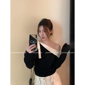 Áo len nữ lệch vai màu đen, phong cách Pháp, ôm dáng, thu đông