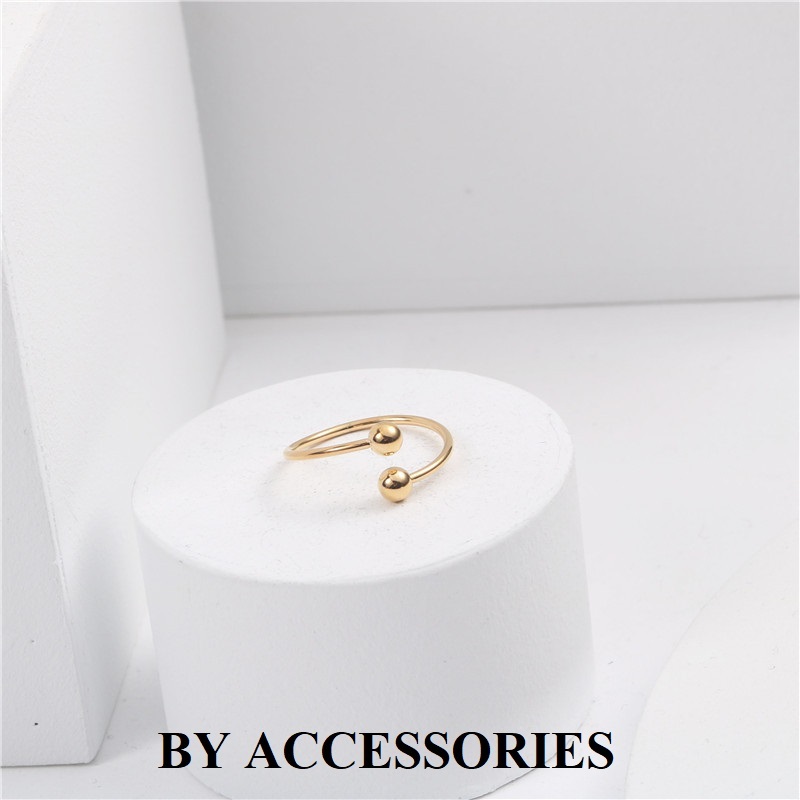 Nhẫn nữ titan kiểu hở 2 đầu bi tròn so le mạ vàng không gỉ WR2541 BY ACCESSORIES