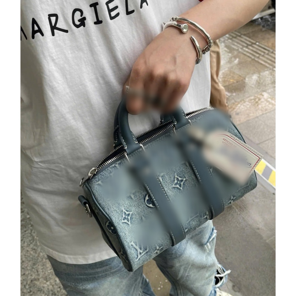 ⚡️[Hight Quality] Túi Đeo Chéo + Cầm Tay Nam Nữ Dang Ngang \/ Màu Sắc  - Điểm Nhấn Hoạt Họa Nổi Bật Cao Cấp