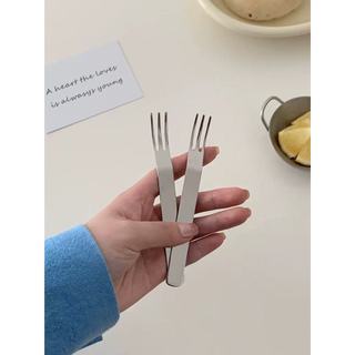 Set 5 Nĩa Ăn Trái Cây Inox 304 Cao Cấp, Thiết Kế 3 Răng Độc Đáo, Mạ Vàng Sang Trọng