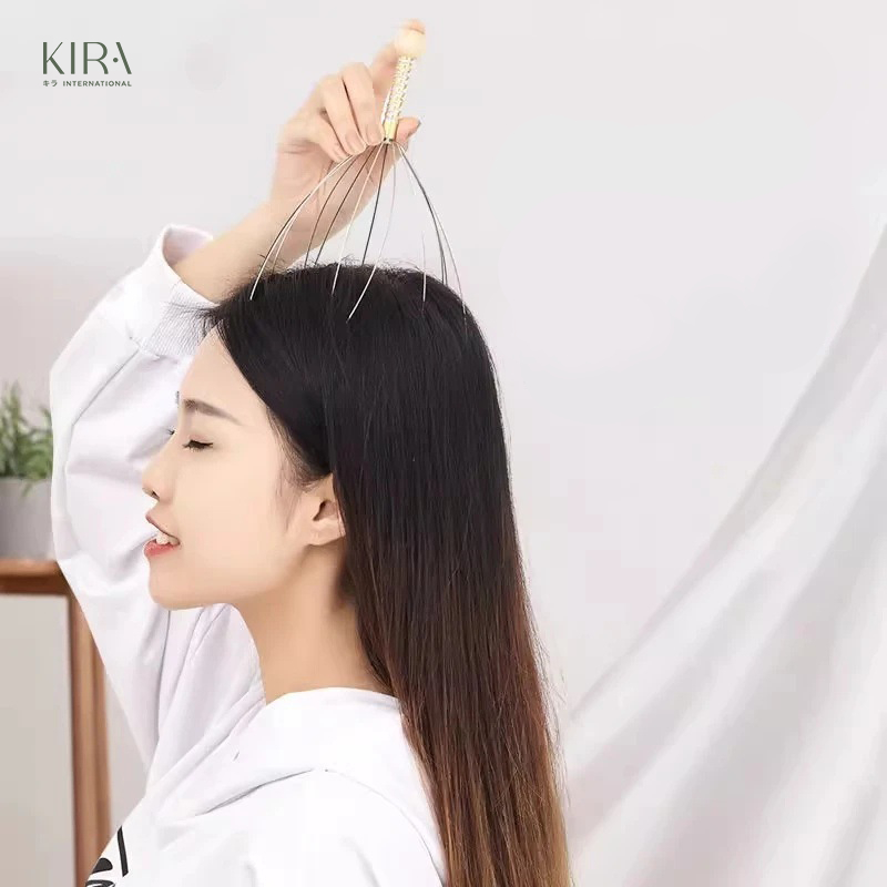 Cây massage da đầu giúp giảm ngứa, mang lại cảm giác thư giãn và thoải mái tinh thần, phù hợp sử dụng tiện lợi.