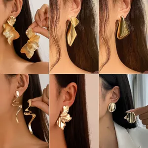 Bông Tai Trơn Size To Bằng Kim Loại Dành Cho Nữ BTCT01