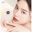 Guasha điện massage mạ đồng, thiết kế tích hợp cổng phun tinh dầu tiện lợi khi sử dụng.