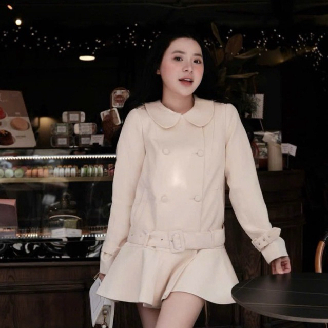 Áo váy mangto dài tay kèm bell thiết kế cổ sen đính khuy cài phối chân ngắn tùng xoè style tiểu thư sang chảnh (có sẵn)