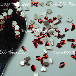 Túi đá mix size mini màu đỏ chân bằng noel 2025 lấp lánh