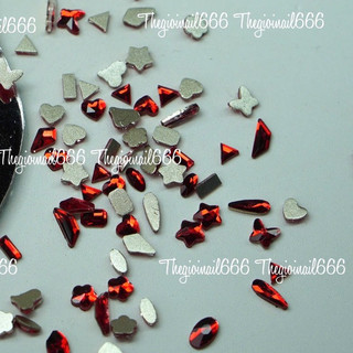 Túi đá mix size mini màu đỏ chân bằng noel 2025 lấp lánh