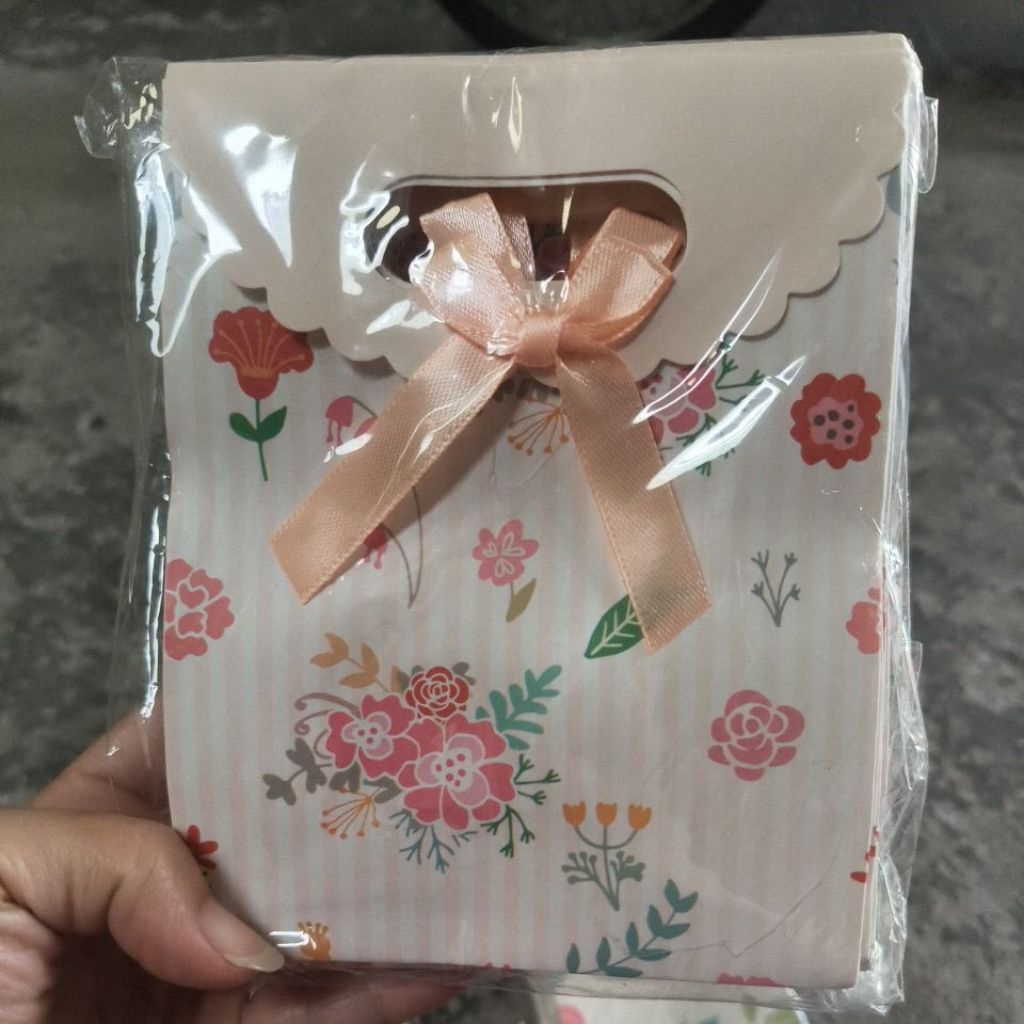 set 12c túi giấy