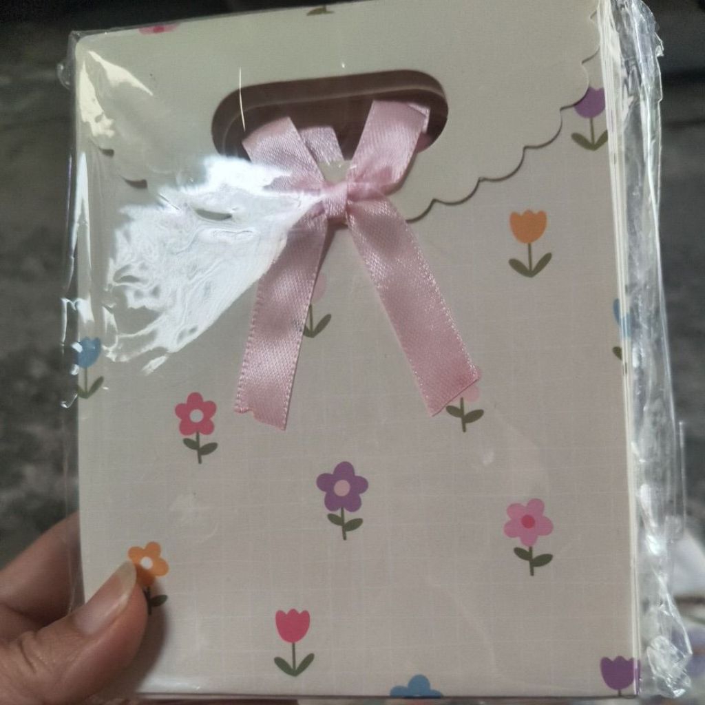 set 12c túi giấy