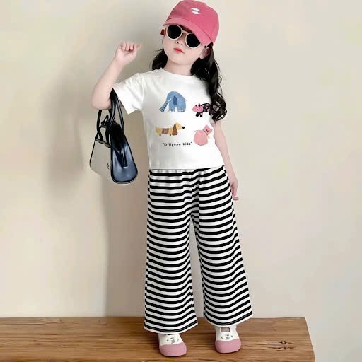 14-45kg.Quần áo cộc tay quần xuông kẻ cho bé gái in hình hoặt hình chất vải tăm lạnh mềm mịn co giãn thoải mái.M54