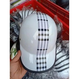 Mũ bảo hiểm lưỡi trai kẻ sọc đen trắng nam nữ đội nhẹ không đau đầu