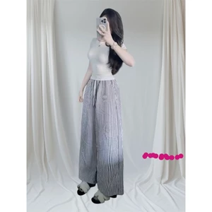 Sét áo thun ngắn tay cổ tròn chất tăm lạnh mix quần kẻ dài sọc kẻ ống rộng cạp chun -Sét bộ đồ from babytee tôn giáng