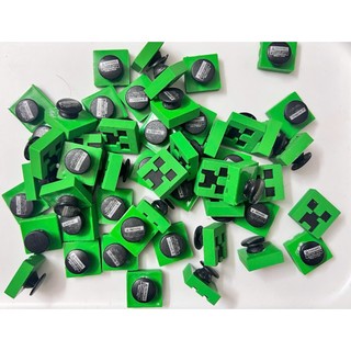 CHARM CHÍNH HÃNG: Charm gắn dép Creeper Vuông Pixel Dễ Thương - Hàng chất dày - cứng- nút gắn xịn