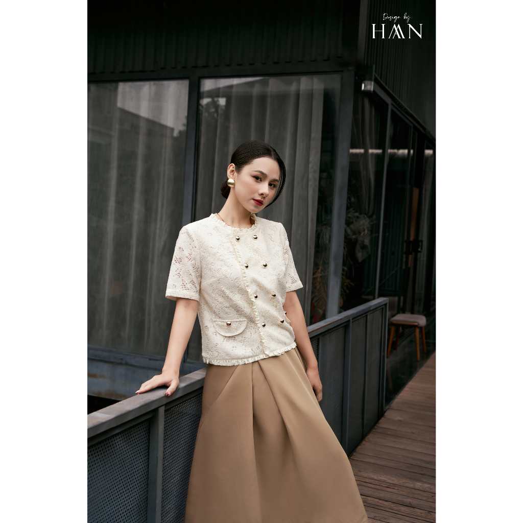 Áo Sơ Mi Công Sở Nữ Cổ Tròn Ren Màu Kem Be Đính Cúc Lịch Sự Sang Trọng HAAN Design SM1104