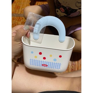 Giỏ nhựa chấm bi treo tường tiện lợi,treo đựng đồ đa năng có rãnh thoát nước và quai xách