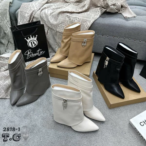 ❤️❤️ boot lửng khoá