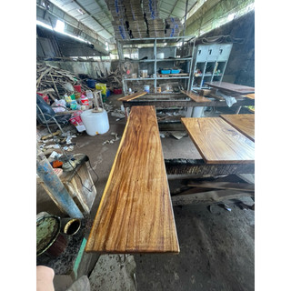 Gỗ me tây: 30 x 150cm (Sơn 1 mặt)