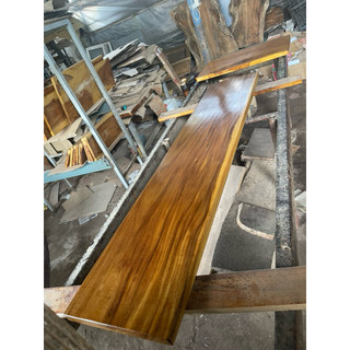Gỗ me tây: 30 x 150cm (Sơn 1 mặt)