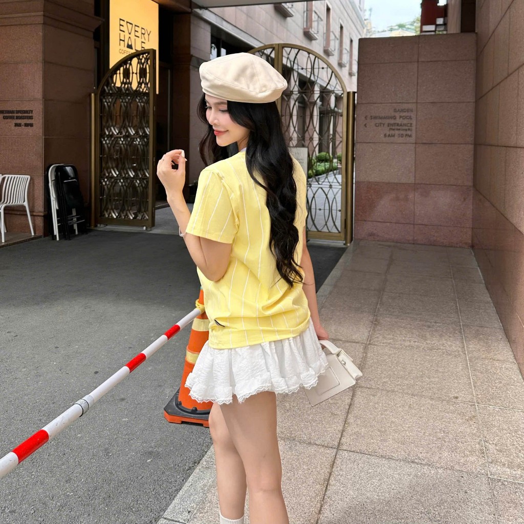 Áo Thun Mirage Phối Sọc Vàng Local Brand Chất 100% Cotton Mềm Mịn Thoáng Mát.