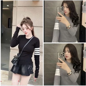 Áo Thun tăm Dài Tay Thêu 4 Sọc viền Tay Basic xinh xắn ôm eo tôn Dáng cực đẹp-Áo thun dài tay Giữ Nhiệt mặc được 4 mùa