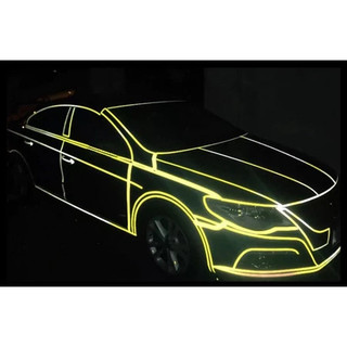 Cuộn Decal ( Đề Can) 8 Mét Phản Quang Dán Viền Thân Xe Nổi Bật