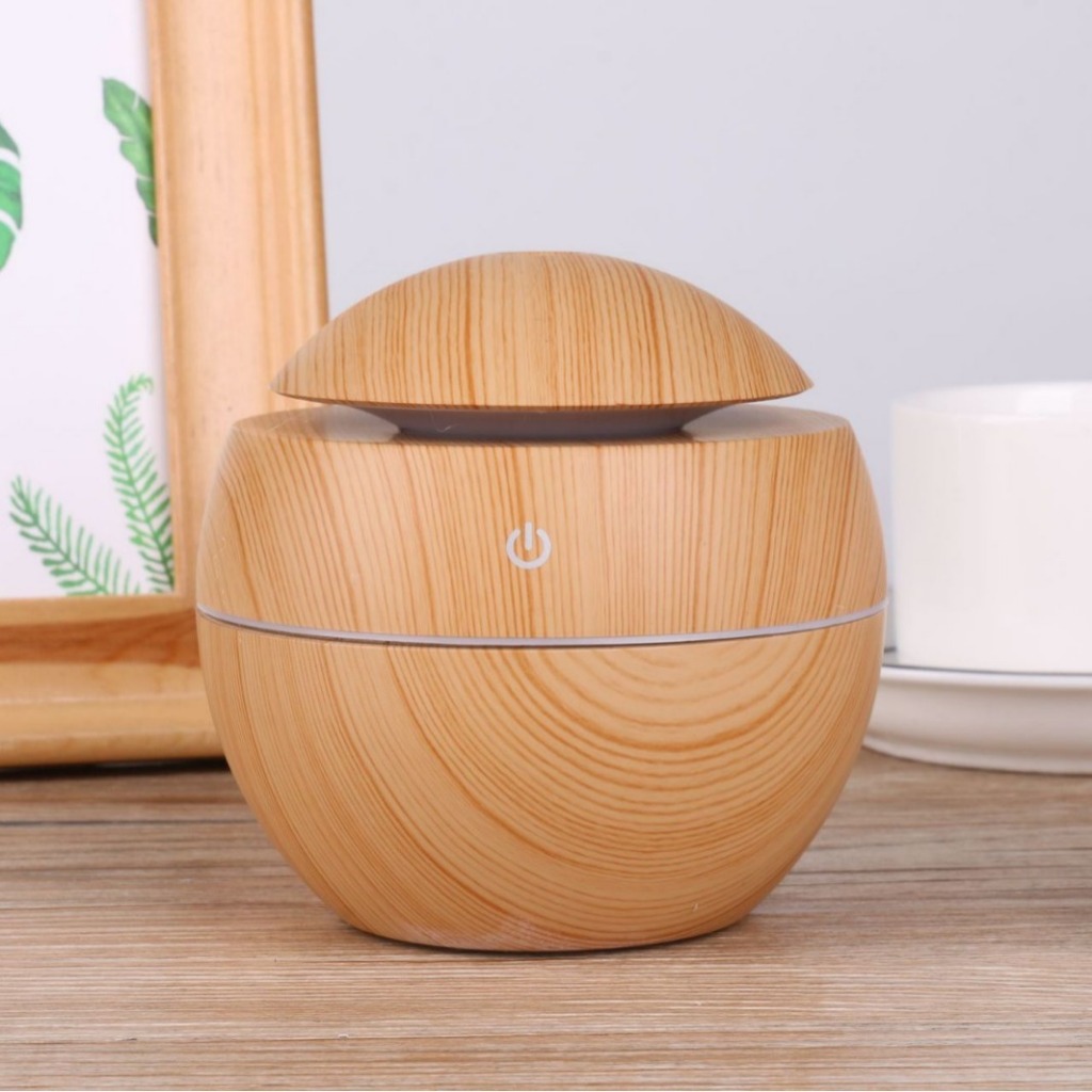 Máy phun sương xông tinh dầu vân gỗ, máy tạo độ ẩm mini trong phòng