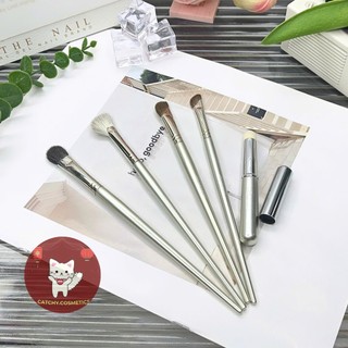 [GUOXIAONIU] Cọ Lẻ Makeup Chuyên Dụng Guoxiaoniu Vỏ Trắng Thân Bạc Lông Cọ Mềm Mại, Make Makeup Easy