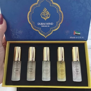 Sét Tinh Dầu Nước Hoa Dubai 5 Chai Dạng Xịt