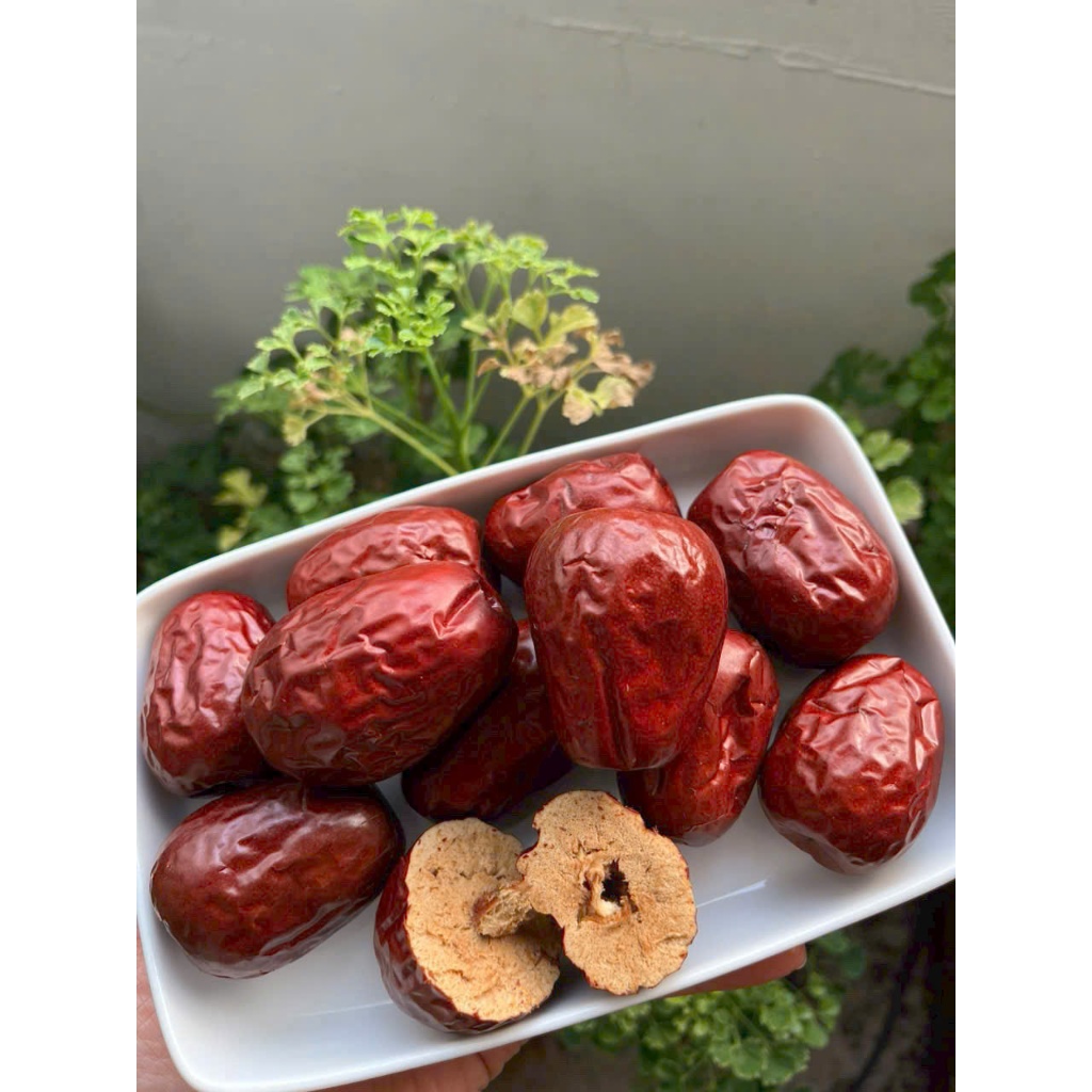 Táo đỏ Tân Cương MEDINA size 60-70 quả/ Túi 1kg DẺO NGỌT TỰ NHIÊN