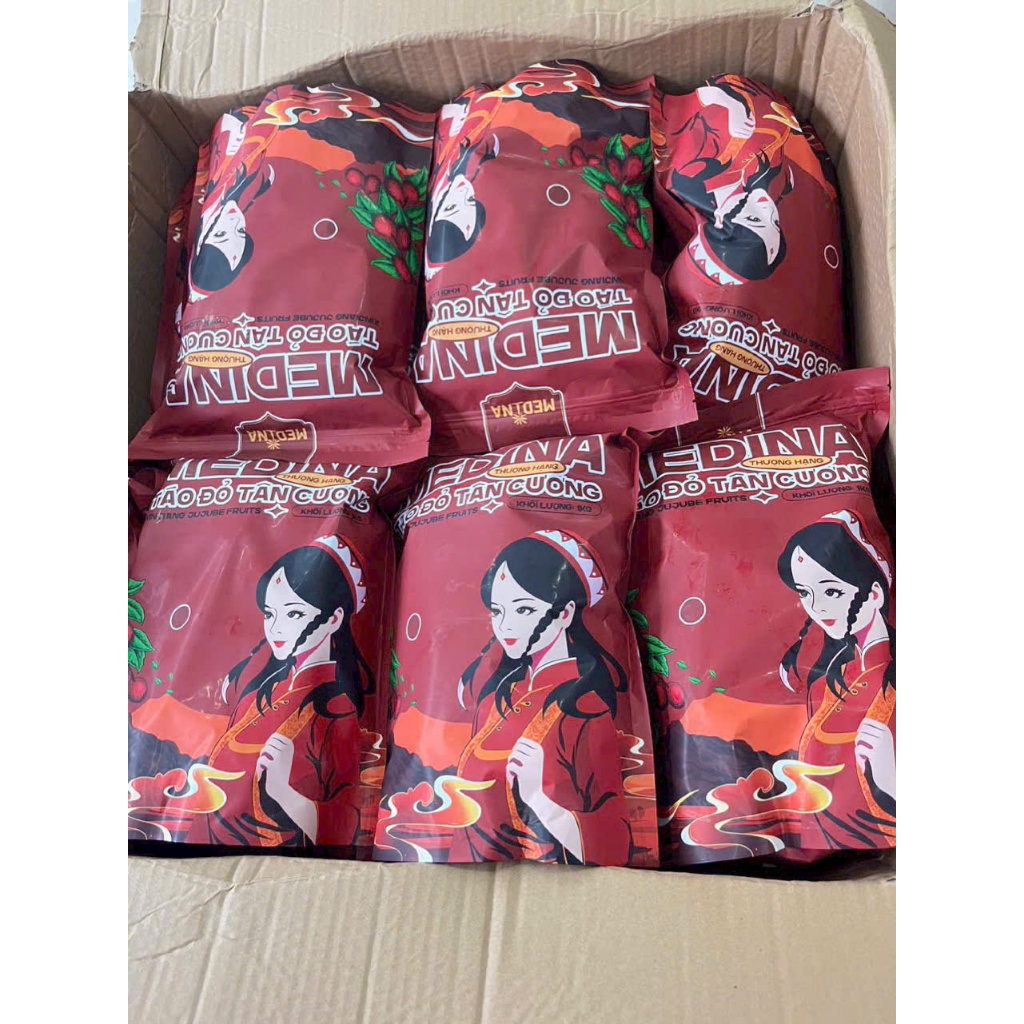 Táo đỏ Tân Cương MEDINA size 60-70 quả/ Túi 1kg DẺO NGỌT TỰ NHIÊN