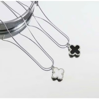 Vòng Cổ Cỏ 4 Lá Mặt Đen/Trắng – Dây Chuyền Nữ Thép Không Gỉ Thời Trang
