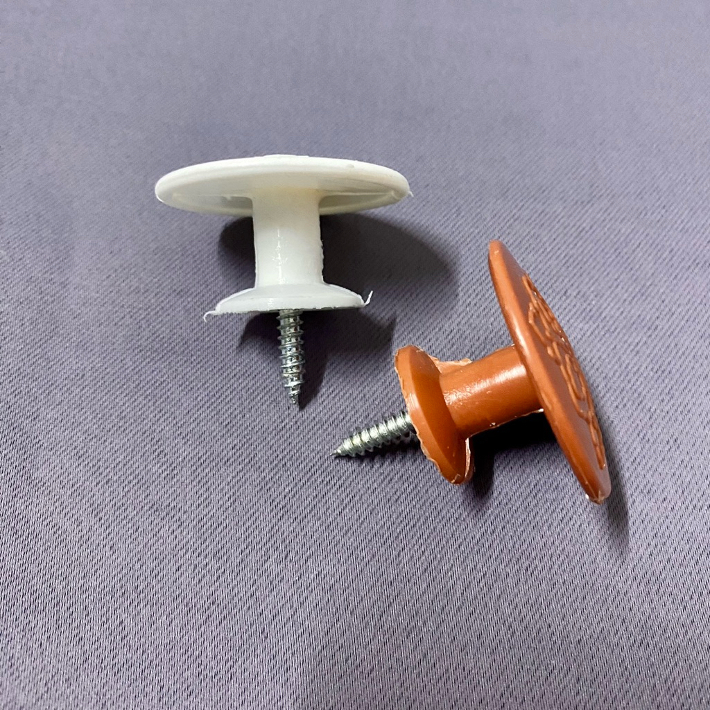 Núm treo dây rèm, treo đồ, cần khoan, chất liệu nhựa cứng cáp.