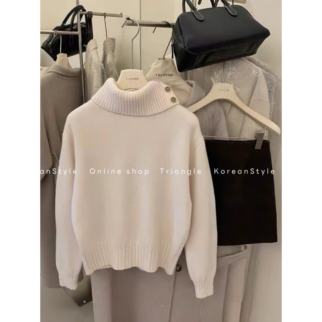 TRIANGLE - Butter Sweater (Cân nhắc kỹ, returned is not welcomed) - Áo len style Hàn Quốc dễ mặc, có thể đóng cúc cao