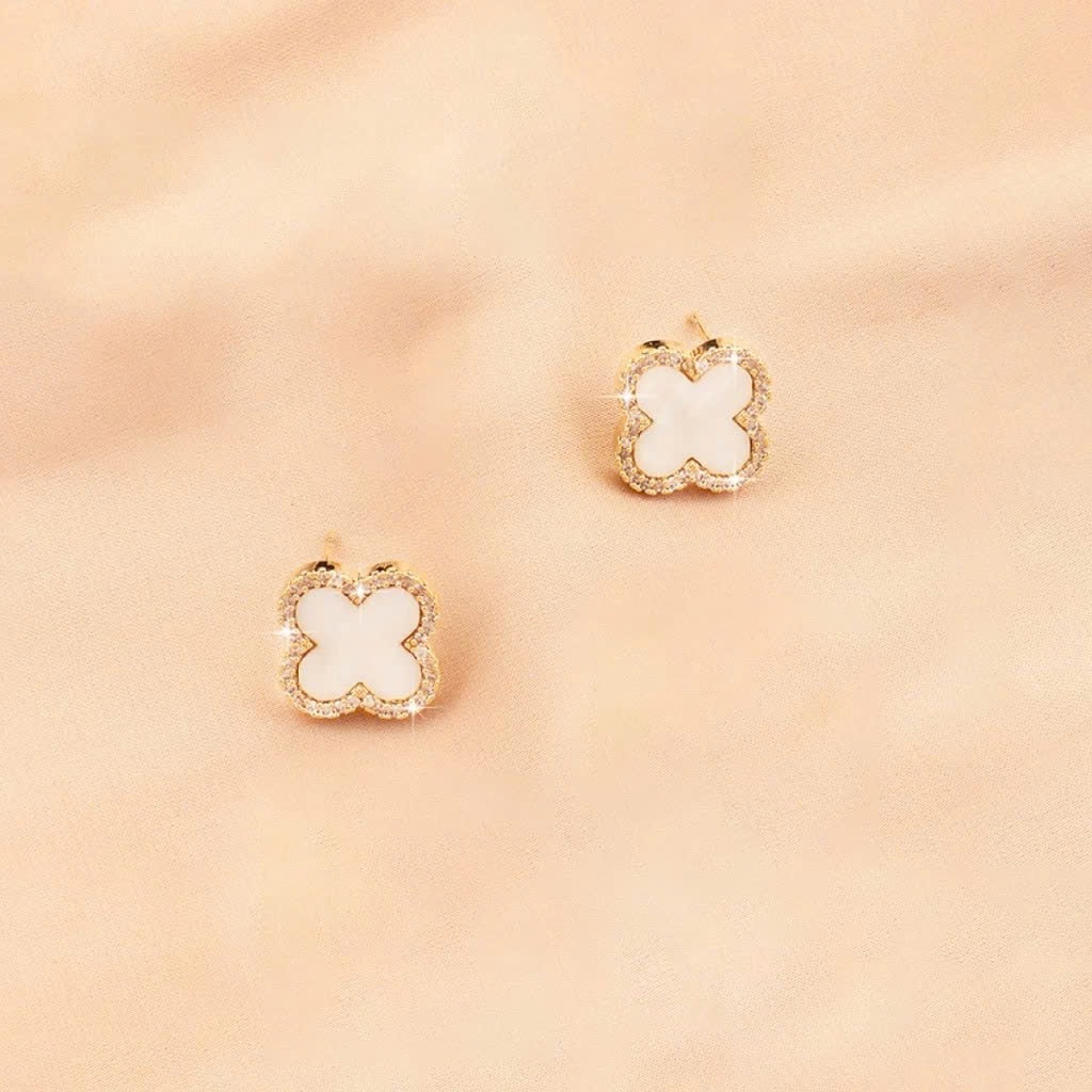 Bông tai nữ cỏ bốn lá đính đá sang trọng đen trắng đỏ. Hoa tai đính pha lê Zirconia - HoLie