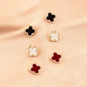 Bông tai nữ cỏ bốn lá đính đá sang trọng đen trắng đỏ. Hoa tai đính pha lê Zirconia - HoLie