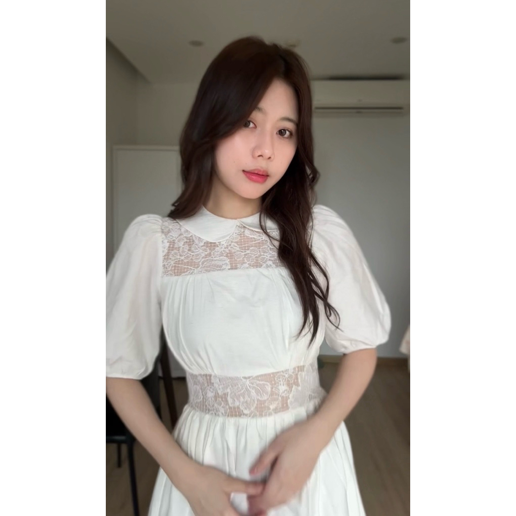 Vivie Dress - Đầm Trắng Phong Cách Vintage Với Chi Tiết Ren Tinh Tế Và Tay Phồng Thoải Mái