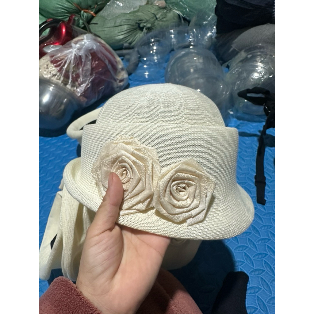 Mũ Vành Cong Kiểu Pháp Đính Hoa Hồng Cao Cấp Mũ Tiểu Thư Chất Len Mềm Sang Chảnh Màu Vintage