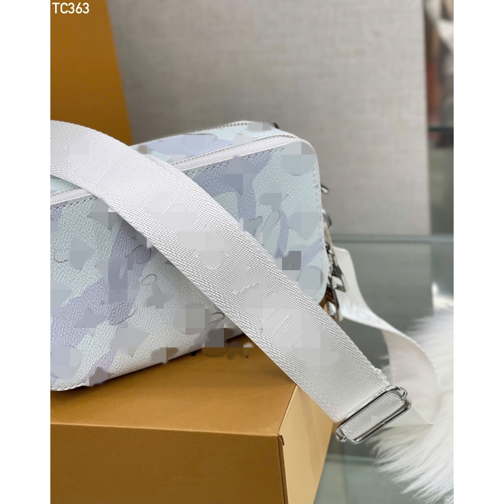 Túi đeo chéo thời trang họa tiết Lờờ Vêê Fullbox – Phù hợp đi chơi, đi làm