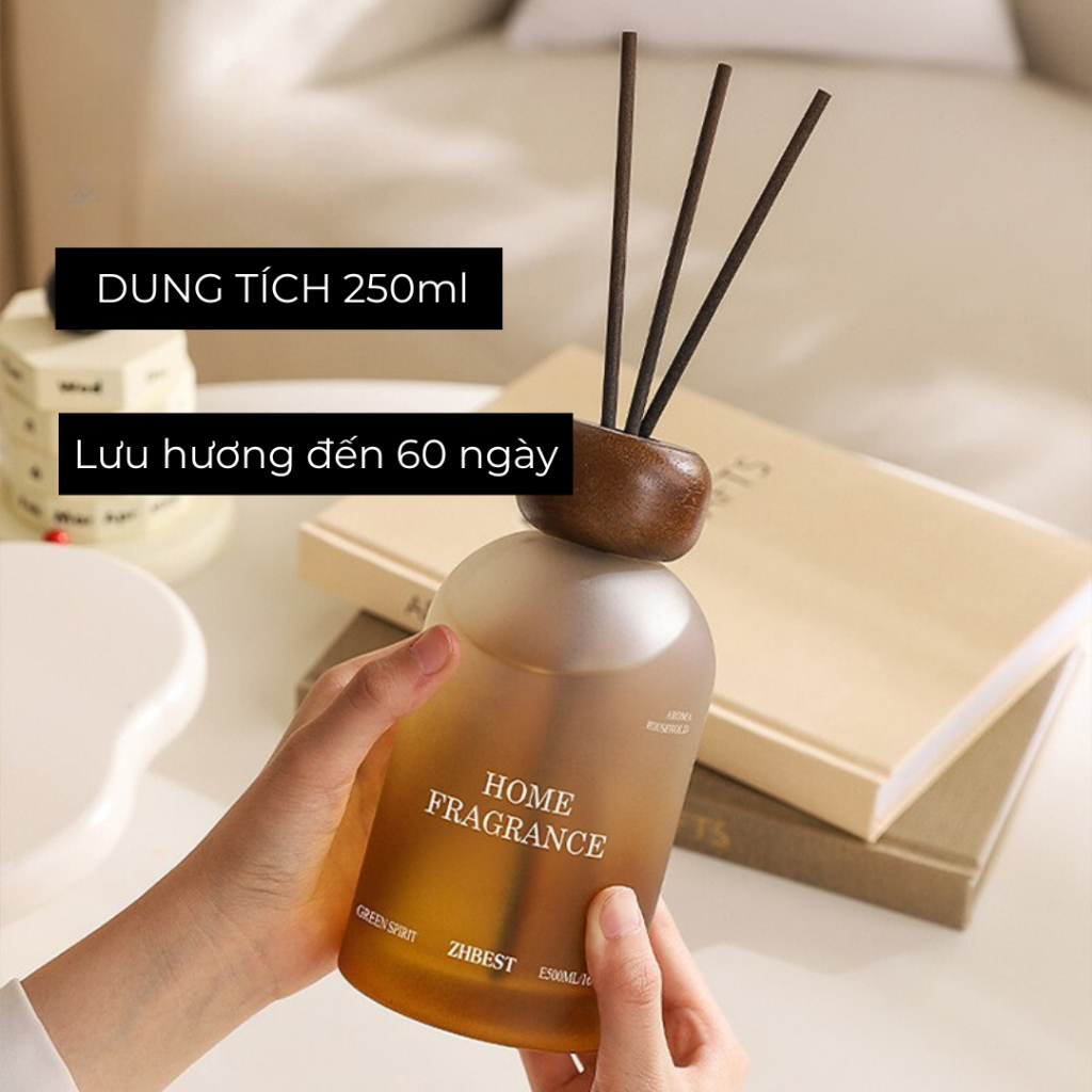 Tinh dầu toả hương dịu nhẹ VaromaS 250ml có kèm que khuếch tán KT22