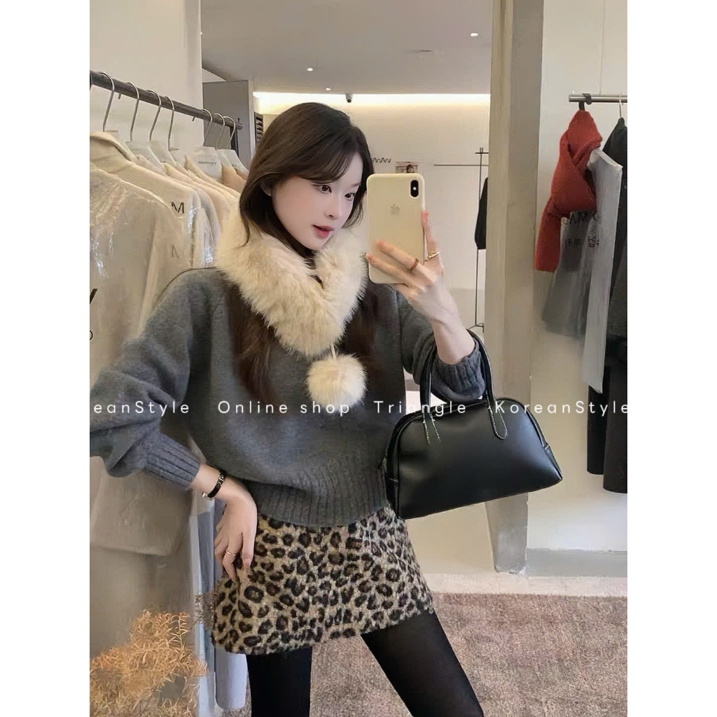 TRIANGLE - Oval Sweater (Cân nhắc kỹ, returned is not welcomed)- Áo len phối cổ lông (có thể tháo rời)