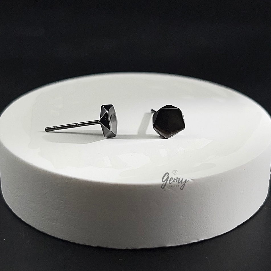 Khuyên tai thẳng nam bạc 925 2 màu đen và trắng hình lục lăng basic (1 chiếc) | GEMY SILVER KN34
