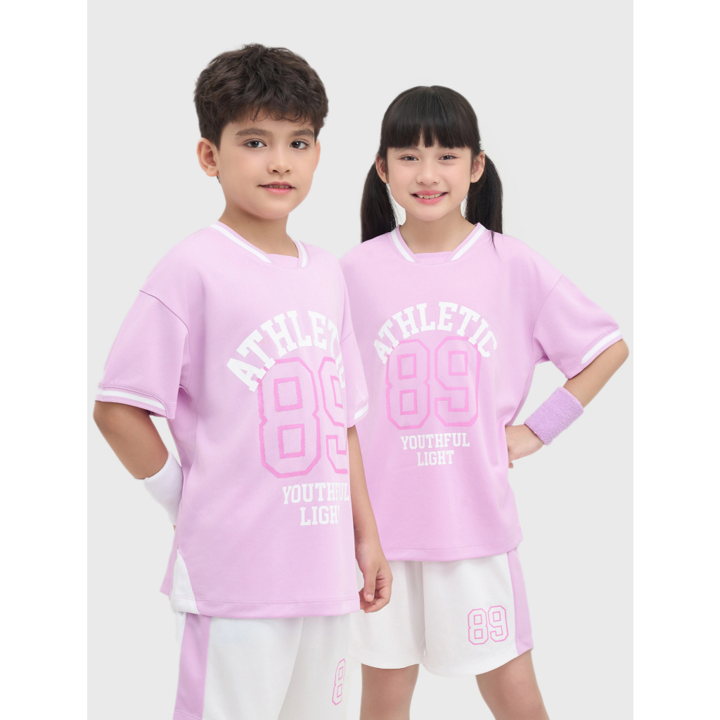 Bộ quần áo active unisex trẻ em CANIFA cổ V tay ngắn phối màu có hình in dáng thể thao năng động 3ST25S003
