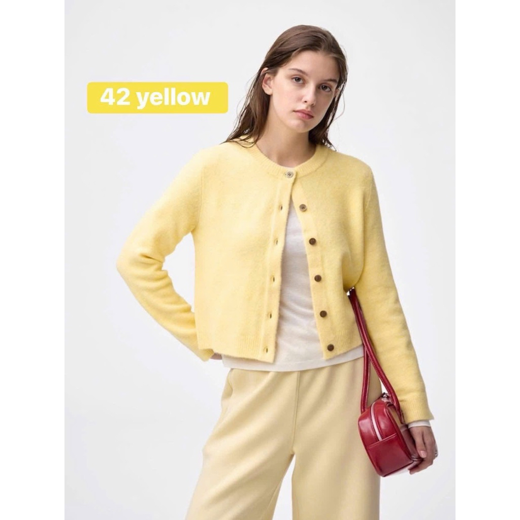Product image (sẵn) Áo len cardigan GU Nhật Bản