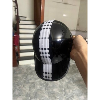 Combo 2 Mũ Bảo Hiểm Lưỡi Trai Sọc Kẻ Đen Trắng Thời Trang Nam Nữ