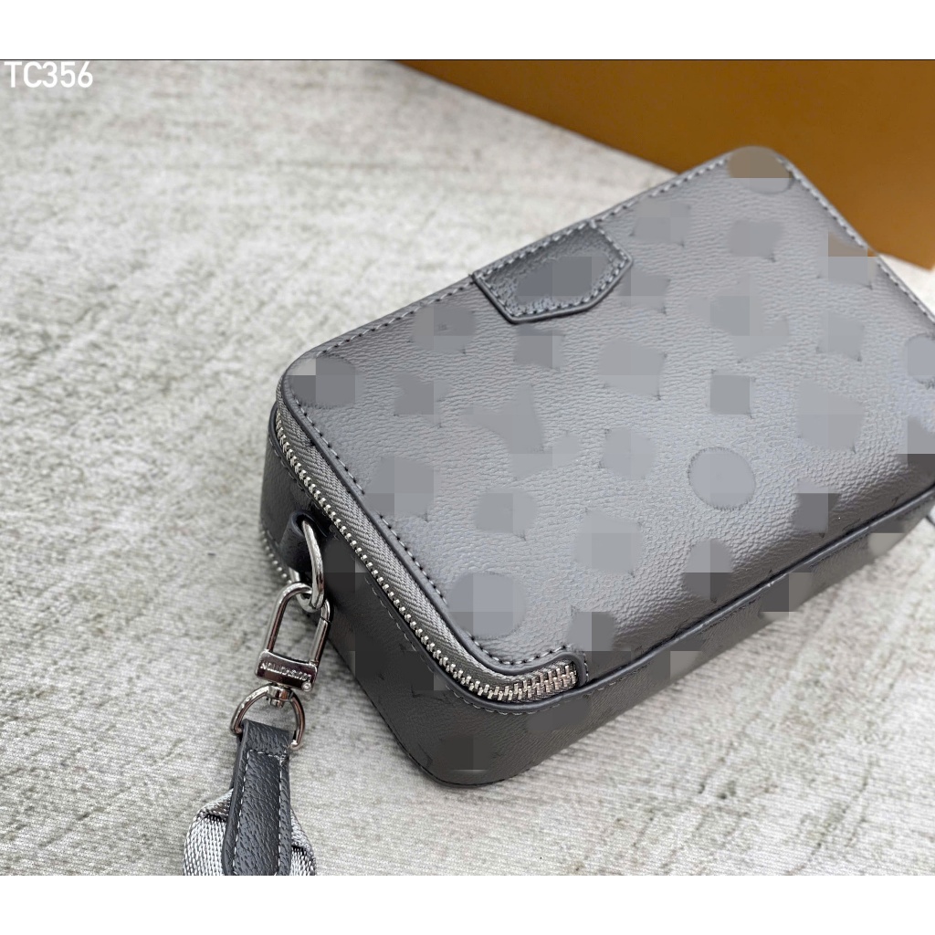 Túi Lờờ Vêê Đeo Chéo Thời Trang Fullbox – Thiết Kế Tinh Tế, Chất Da Đẹp, Sử Dụng Lâu Dài