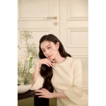 CÉLESTE - LINA DRESS Váy Tiểu Thư Dáng Ngắn Xoè Xếp Li Chất Dạ Ép Cao Cấp Tay Lửng Đính Nơ Thiết Kế Cổ Sen — ảnh 3