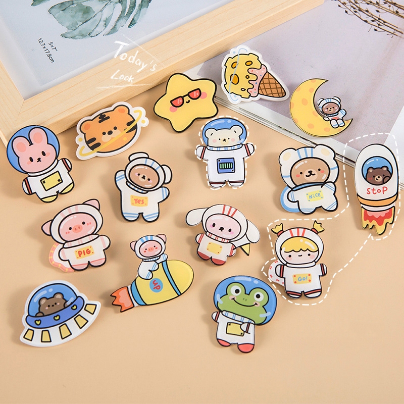 Combo 10 Huy hiệu ghim pin cài áo Phi Hành Gia cực dễ thương 4cm 5cm