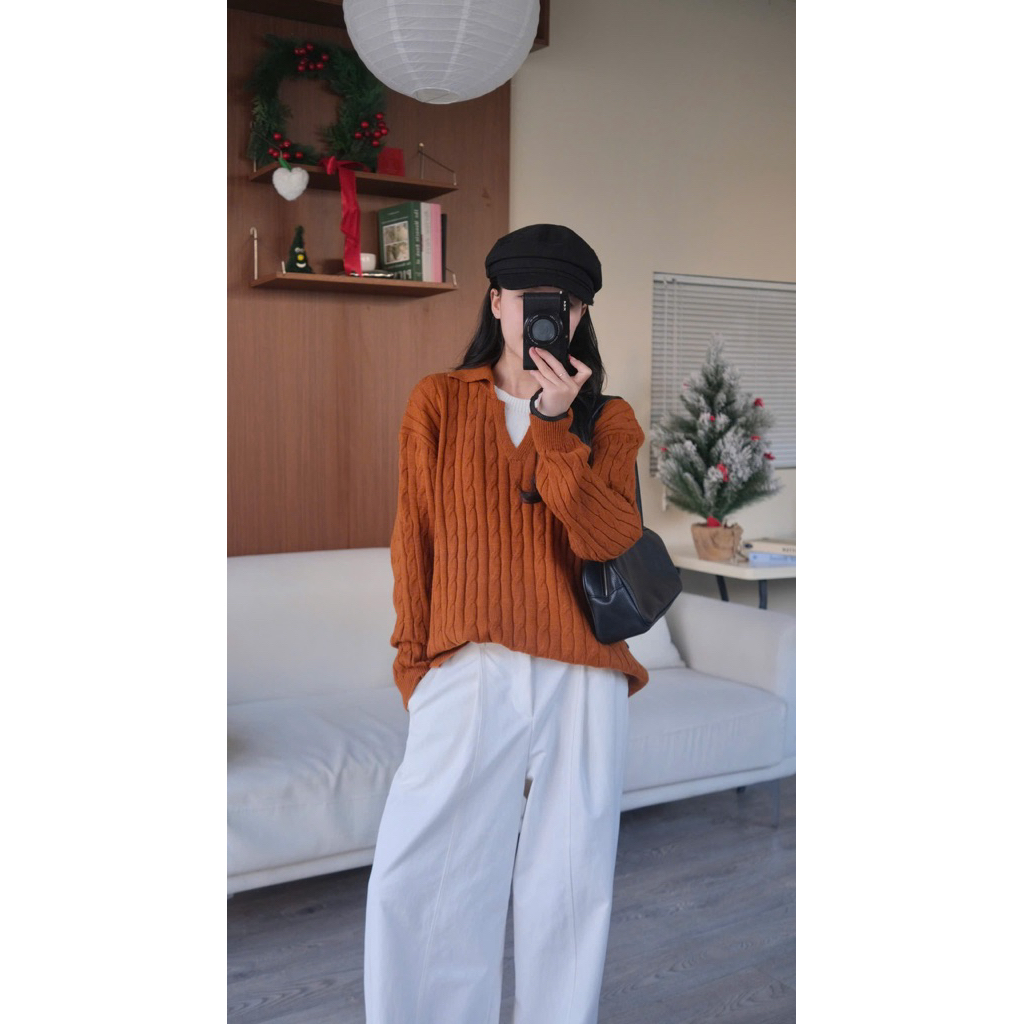 Áo len thừng cổ polo dài tay phối len trắng Nữ the.sweaterweather TSW